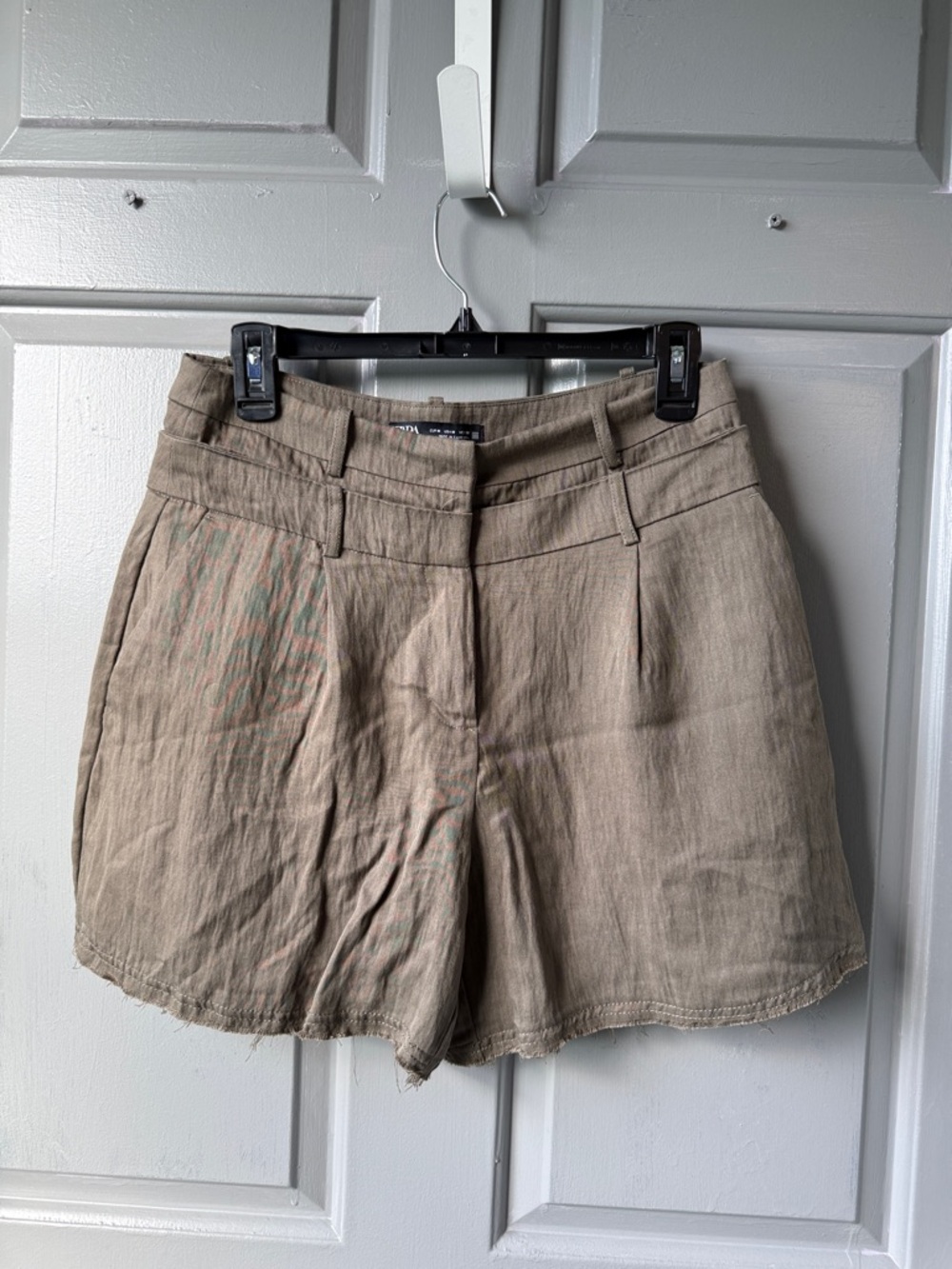 Zara Beige/Tan Women’s Bermuda Shorts